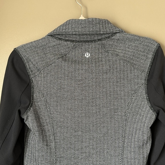 LULULEMON Asana Herringbone Full Zip Jacket Black & Gray Size 4 - Picture 10 of 14